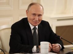 Путин наградил радиохимика академика Мясоедова орденом Александра Невского