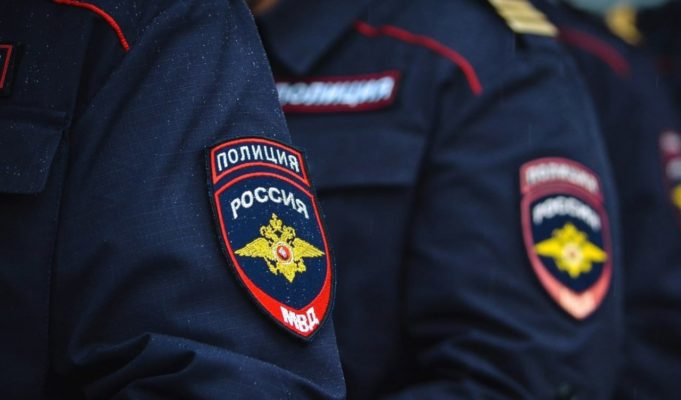 Участковые в Черногорске спасли пенсионерку с инсультом